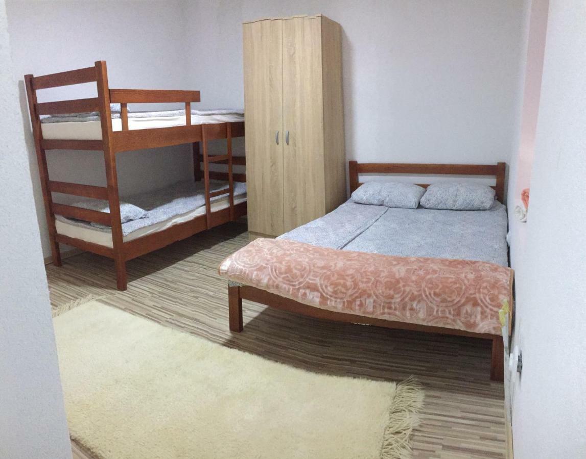 The Blue Eye Bed and Breakfast Vuthaj Exterior foto